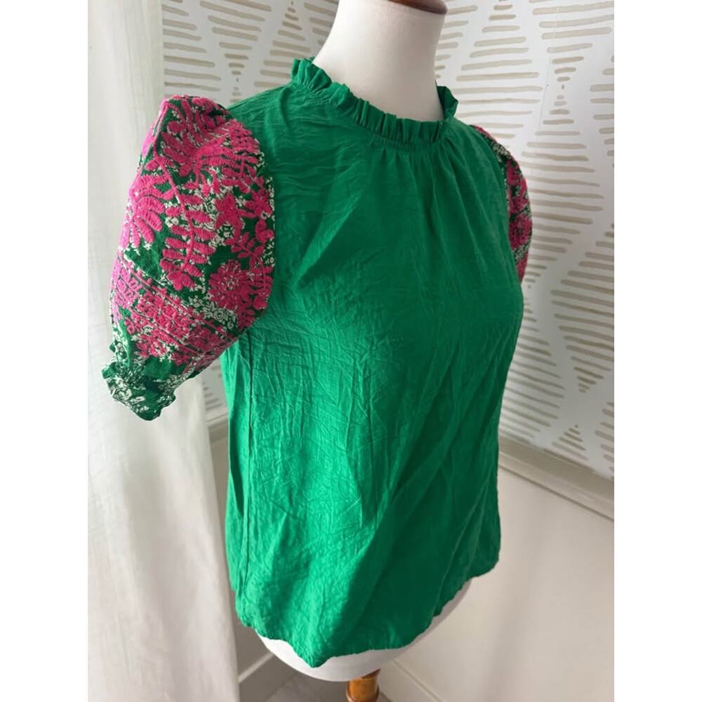 THML Womenms XS Green Mock Neck Blouse Top with Pink Embroidered Puff Sleeves - Picture 6 of 7